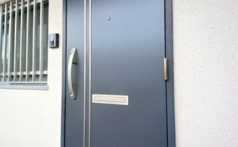 玄関ドア