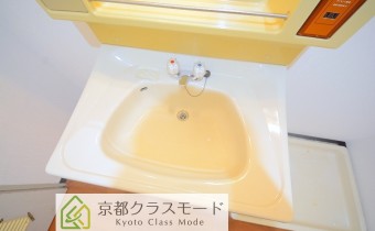 独立洗面台