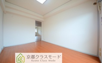 Room6