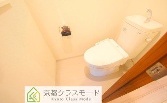 ウォシュレットトイレ※画像は同ハウスメーカー施工物件の参考画像です。