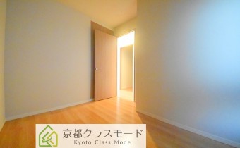 Room 5