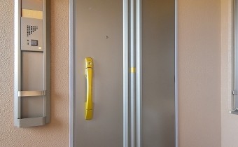 玄関ドア