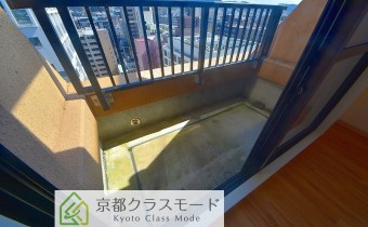 洋室側バルコニー