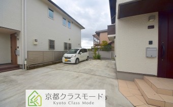 敷地内ガレージ