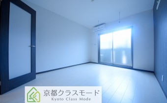 Room8