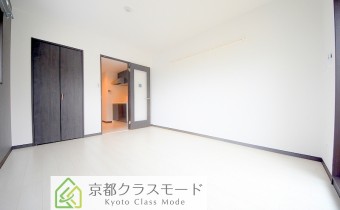 Room8