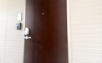 玄関ドア
