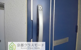 ダブルロックドア