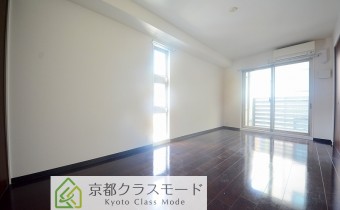 Room 8.67