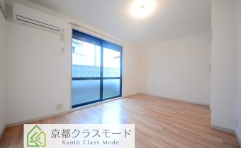 白を基調とした綺麗なお部屋♪