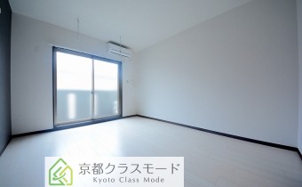 Room8