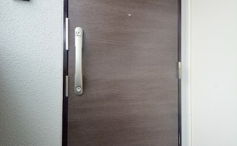 玄関ドア