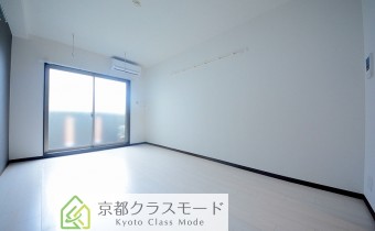 Room8