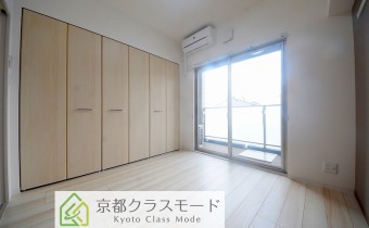 Room5