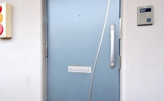玄関ドア