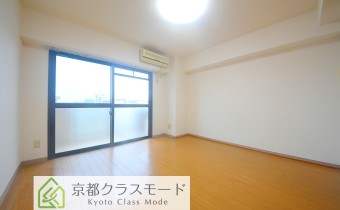 Room7.6