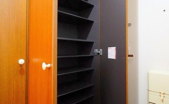 シューズボックス