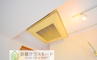 天井エアコン