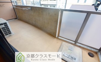 バルコニ－