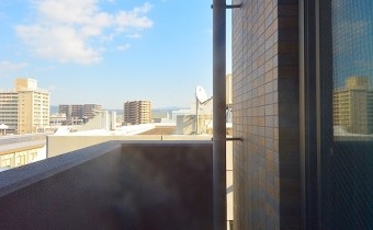 北側バルコニー