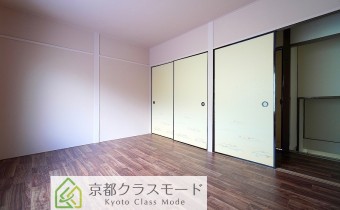 Room6