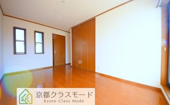 Room8