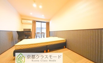 Room 7
