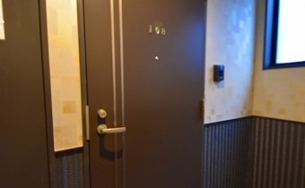 玄関ドア