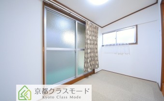 Room 4