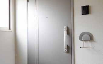 玄関ドア