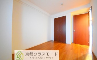 Room 　※室内写真は同マンション内の別タイプのものです。参考にご覧ください。