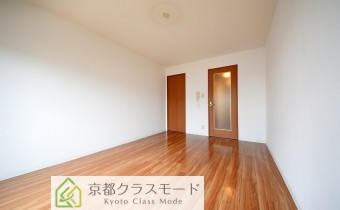 Room 8.5