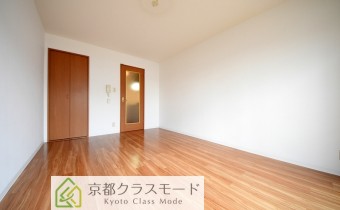 Room 8.5