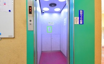 エレベーター
