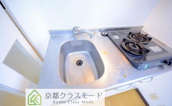 シンク＆調理スペース※同マンション別タイプの写真です