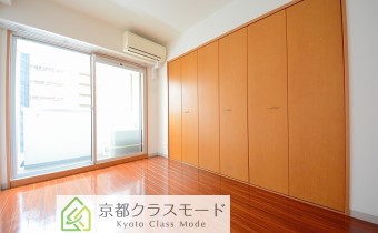 Room4.7