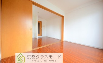 Room5