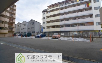 敷地内ガレージ