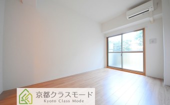 Room8.4