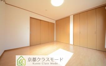 Room8