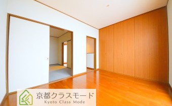 Room6