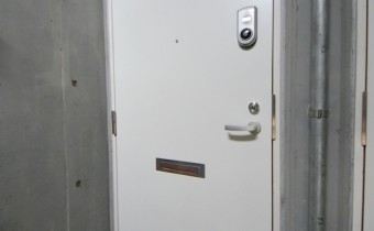 玄関ドア