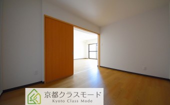 Room6