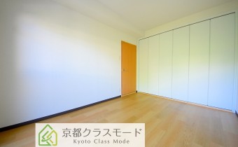 Room5