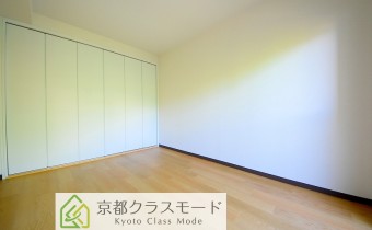 Room5
