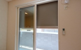 シャッター雨戸