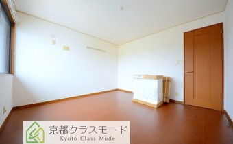Room8