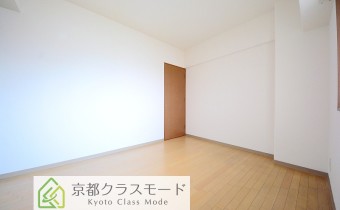 Room6