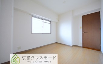 Room6
