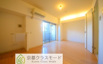 Room8.4